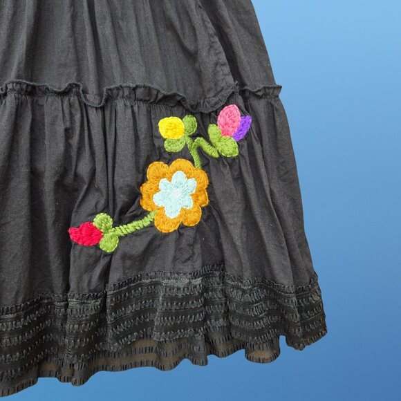 Y2K Black Floral Embroidered Midi Peasant Skirt Size M Whimsigoth Fairy Boho - Picture 2 of 8